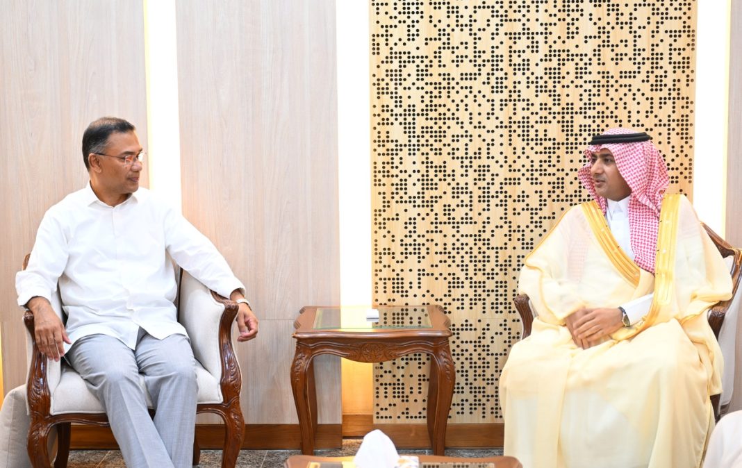 সচিবালয়ে প্রধানমন্ত্রী তারেক রহমানের সঙ্গে সৌদি রাষ্ট্রদূতের সৌজন্য সাক্ষাৎ