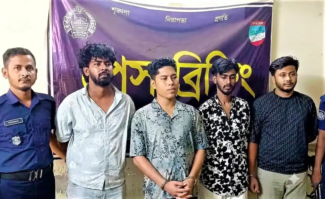 Debid imon arrested in chitagong শীর্ষ সন্ত্রাসী ডেভিড ইমন গ্রেপ্তার