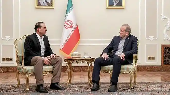 Iranian President Masoud Pezeshkian meets Pakistan Army Chief Field Marshal Asim Munir in Tehran on August 24, 2026.