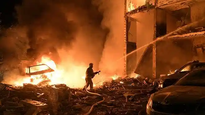 Aftermath of Russian strikes in the Kyiv region. | Photo: AP