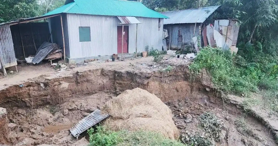 Residents inspect severe riverbank erosion along the Maharshi River in Jhenaigati, Sherpur, where recurring monsoon flooding has damaged homes, farmland and infrastructure. Photo: UNB